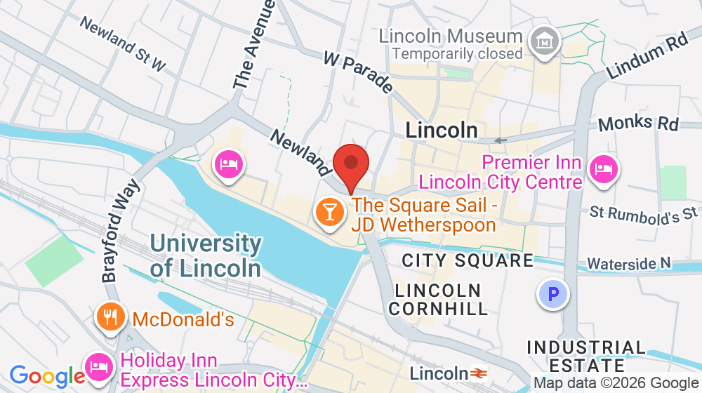 Map showing the location of Lincoln Dental And Implant Studio